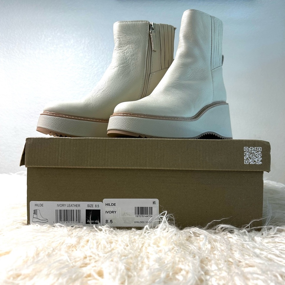 Dolce Vita Hilde Ivory Leather Platform Ankle Boots 8.5